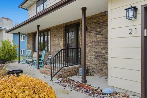 21 35th Ave NE, Fargo, ND 58102 photo 4