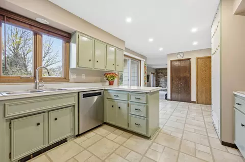 21 35th Ave NE, Fargo, ND 58102 photo 10