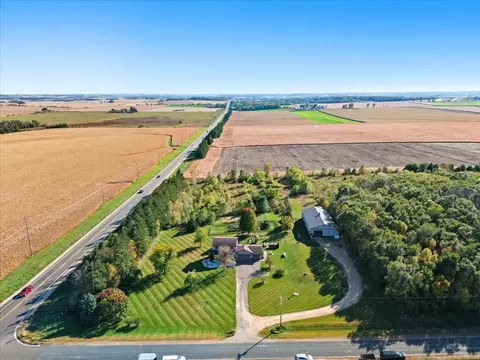 1295 110th Ave, Roberts, WI 54023