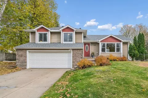 7824 Shingle Creek Dr, Brooklyn Park, MN 55443