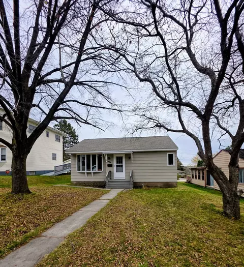 404 N Norman Ave, Eveleth, MN 55734