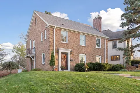 5243 Clinton Ave, Minneapolis, MN 55419