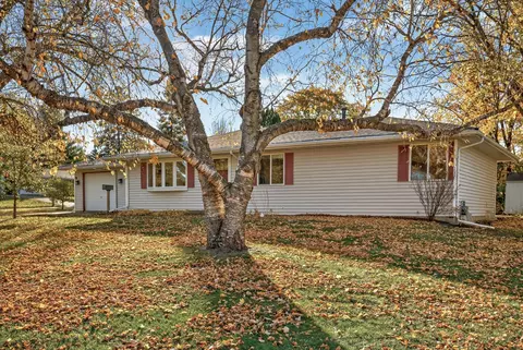 2101 W 89th St, Bloomington, MN 55431 photo 39