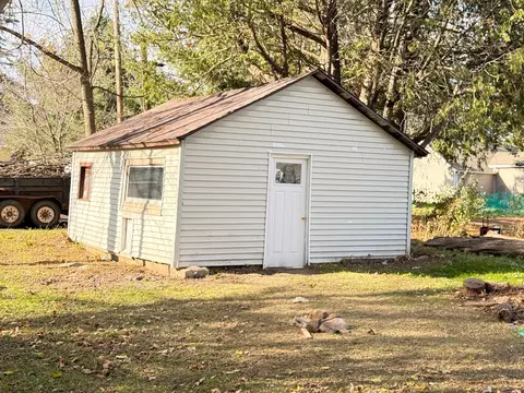 513 Minnesota Ave, Centuria, WI 54824 photo 9