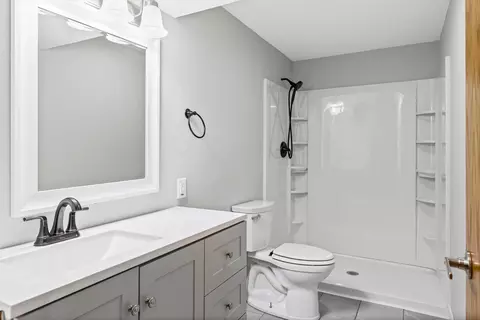 Bath - 8138 165th Ave, Becker, MN 55308 photo 2 of 2