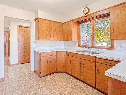 Kitchen - 514 E Hollett St, Tracy, MN 56175 photo 1 of 4