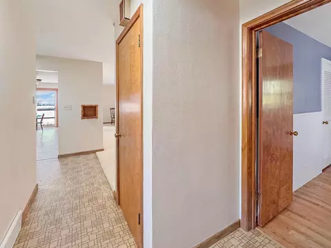 Entry Way - 514 E Hollett St, Tracy, MN 56175 photo 4 of 5