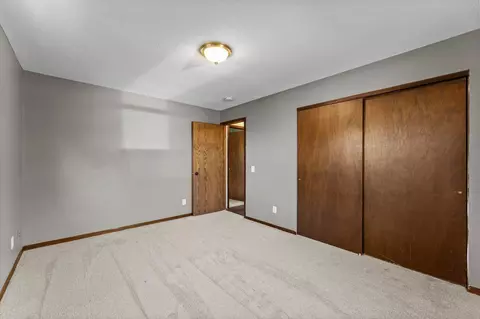 Bedroom - 4437 Radnor Rd, Mound, MN 55364 photo 4 of 8