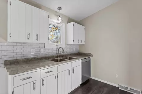 Kitchen - 4437 Radnor Rd, Mound, MN 55364 photo 1 of 4