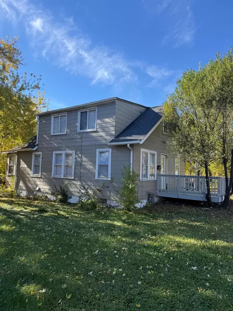 496 Maryland Ave W, Saint Paul, MN 55117