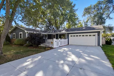 3115 Rice Creek Ter, New Brighton, MN 55112