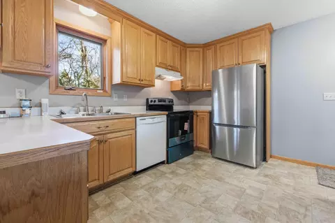 Kitchen - 721 Todd St, Brainerd, MN 56401 photo 1 of 2