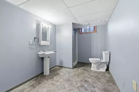 Bath - 721 Todd St, Brainerd, MN 56401 photo 3 of 3