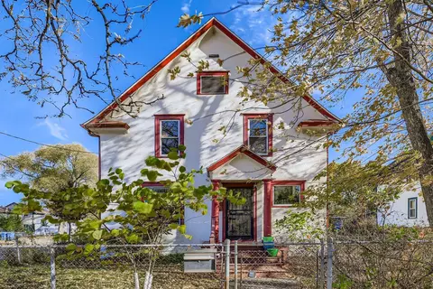 2501 16th Ave S, Minneapolis, MN 55404