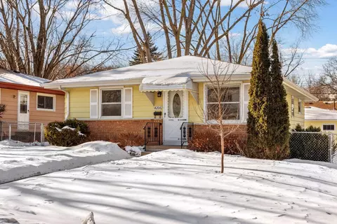 4206 2nd St NE, Columbia Heights, MN 55421