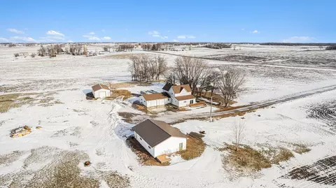 29490 221st Ave, Belle Plaine, MN 56011