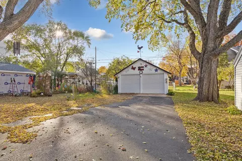 1022 Central Ave N, Faribault, MN 55021 photo 2