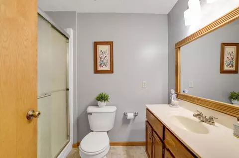 Bath - 6505 119th Pl N, Champlin, MN 55316 photo 3 of 3