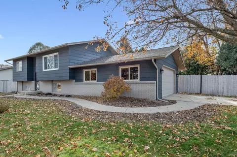 4320 2nd St NW, Rochester, MN 55901
