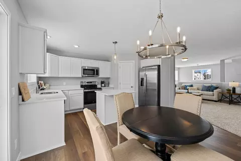 341 Ridge Rd, Le Sueur, MN 56058