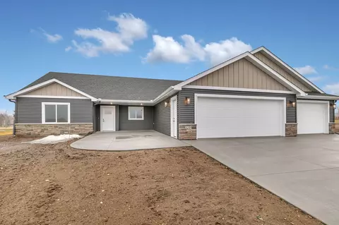 129 Highlands Blvd, Melrose, MN 56352