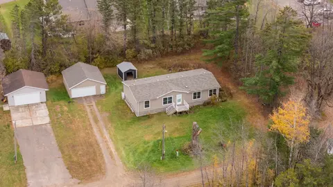 440 3rd Ave S, Isle, MN 56342
