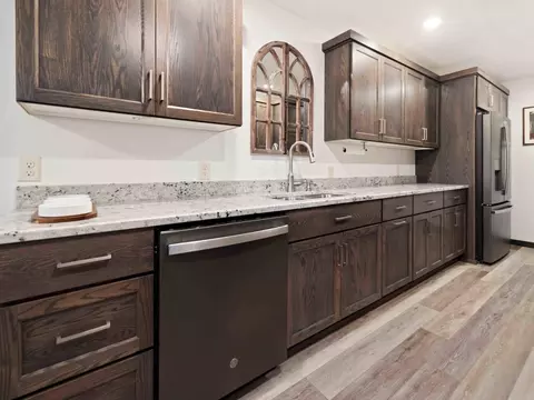 Kitchen - 2242 Spruce Dr, Brainerd, MN 56401 photo 3 of 4