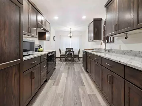 Kitchen - 2242 Spruce Dr, Brainerd, MN 56401 photo 4 of 4