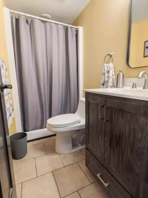 Bath - 2242 Spruce Dr, Brainerd, MN 56401 photo 1 of 2