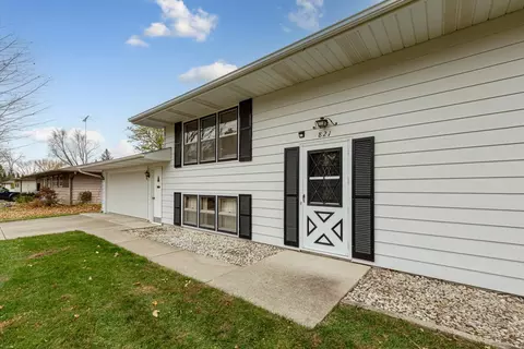 821 Valley View Rd, Faribault, MN 55021 photo 5
