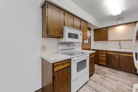 821 Valley View Rd, Faribault, MN 55021 photo 18