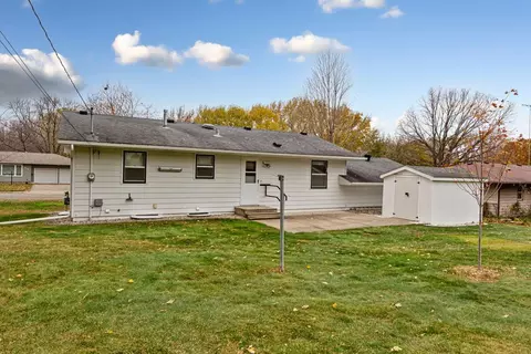 821 Valley View Rd, Faribault, MN 55021 photo 7
