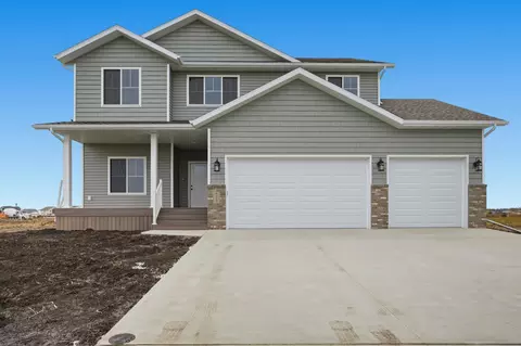 8375 61st St S, Horace, ND 58047