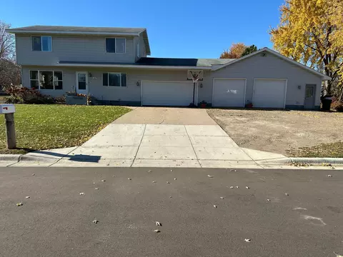 180 Brown Ave S, Annandale, MN 55302