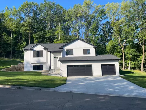 2141 Ponderosa Pl SW, Rochester, MN 55902