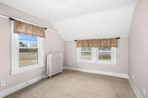 Bedroom - 3 W Linden St, Duluth, MN 55811 photo 1 of 8