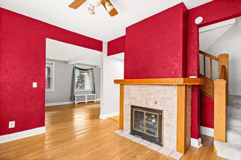 Living - 3 W Linden St, Duluth, MN 55811 photo 1 of 5