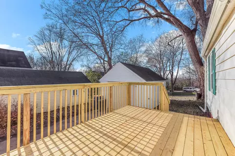 Exterior - 210 5th Ave NE, Faribault, MN 55021 photo 6 of 8