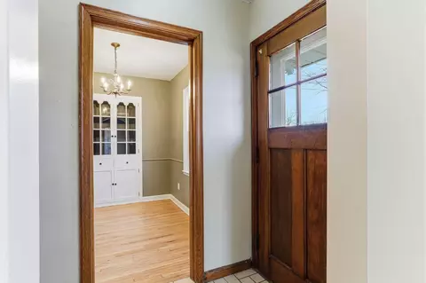 Entry Way - 210 5th Ave NE, Faribault, MN 55021 photo 1 of 4