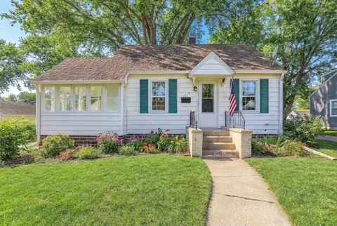 Exterior - 210 5th Ave NE, Faribault, MN 55021 photo 8 of 8