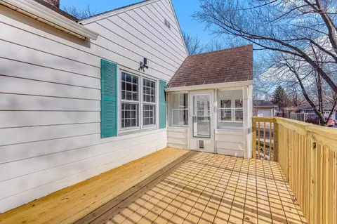 Exterior - 210 5th Ave NE, Faribault, MN 55021 photo 5 of 8