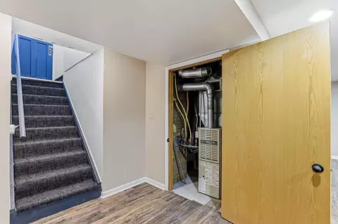 Entry Way - 210 5th Ave NE, Faribault, MN 55021 photo 4 of 4