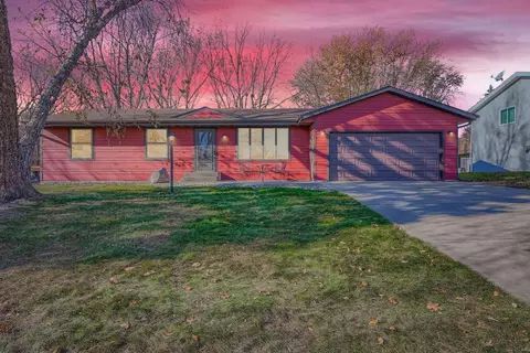 1054 Legion St S, Shakopee, MN 55379