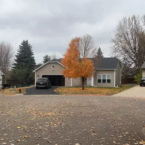 8011 Jergen Ave S, Cottage Grove, MN 55016