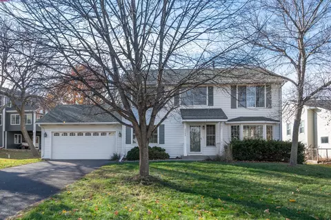 6583 Mistral Ln, Eden Prairie, MN 55346
