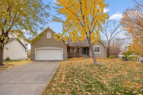 8798 Dunkirk Ct NE, Blaine, MN 55449