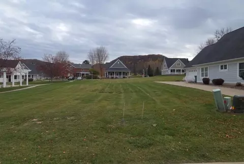 76 Brickyard Ln, Winona, MN 55987