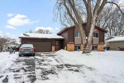 7125 Upper 163rd St W, Rosemount, MN 55068