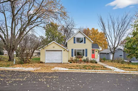 104 Frank St, Silver Lake, MN 55381