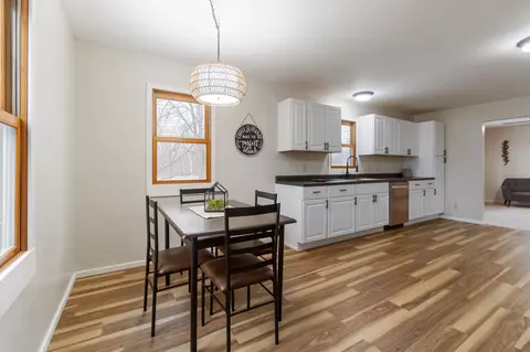 5253 Madison Ave SW, Bemidji, MN 56601